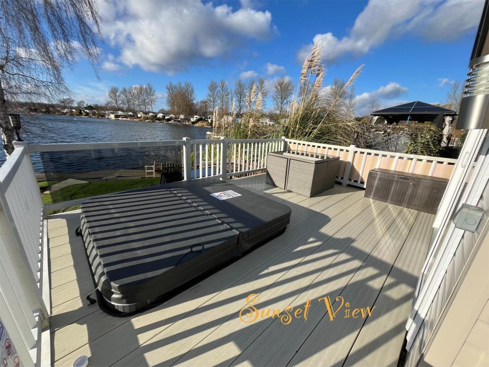 Tattershall Lakes Sunset View Caravan Lakeside, Hot Tub, Garden, Private Fishing Peg & Wifi Extérieur photo